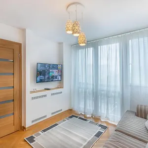 Appartement Strict Center - Metro, Free Parking, Warschau